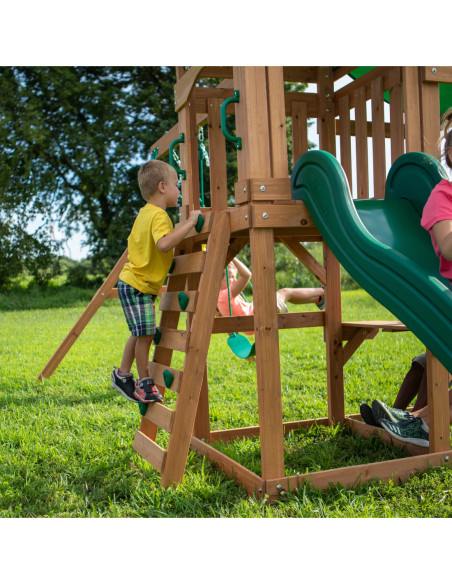 Drewniany plac zabaw Step 2 Belmont 6w1 zjeżdżalnia piaskownica Backyard Discovery