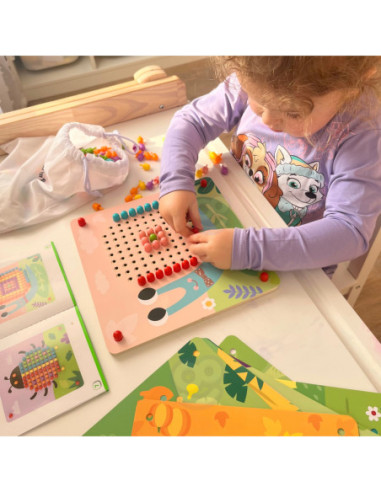 TOOKY TOY Układanka z Pinezkami Kołki Wpinaczka