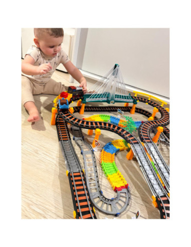 WOOPIE Kolejka Eelektryczna 2w1 Tor Wyścigowy Pociąg Wiadukt Auto XXL 192 el.