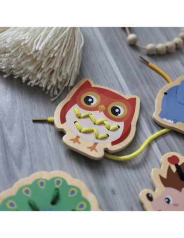 CLASSIC WORLD Drewniana Sznurowanka Przeplatanka Nawlekanka Przewlekanka Zwierzątka 10 el.