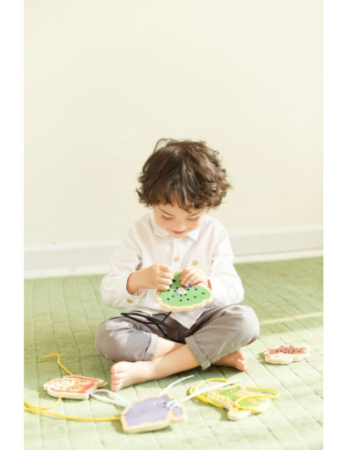 CLASSIC WORLD Drewniana Sznurowanka Przeplatanka Nawlekanka Przewlekanka Zwierzątka 10 el.