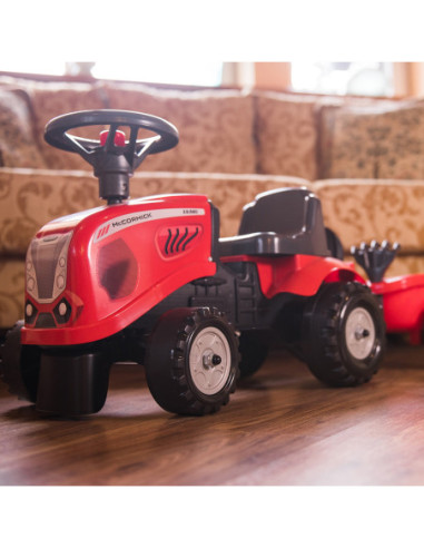 FALK Traktorek Baby Mac Cormick Czerwony z Przyczepką + akc. od 12 miesięcy