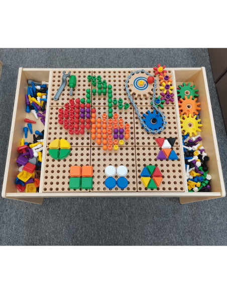 MASTERKIDZ Drewniany Stół Edukacyjny +AKCESORIA STEM WALL