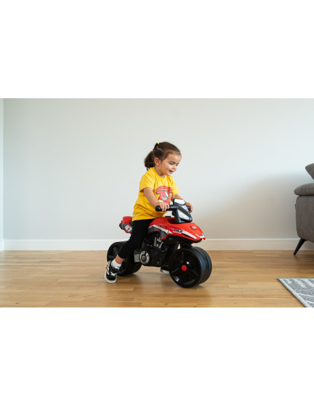 FALK Jeździk Racing Team Motorek Czerwony Szerokie Koła od 1 roku