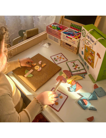 WOOPIE GREEN Drewniana Przybijanka z Młotkiem Układanka 20 wzorów 82 el.