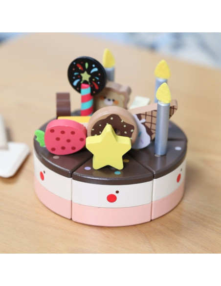 CLASSIC WORLD Drewniany Tort Urodzinowy 19el.