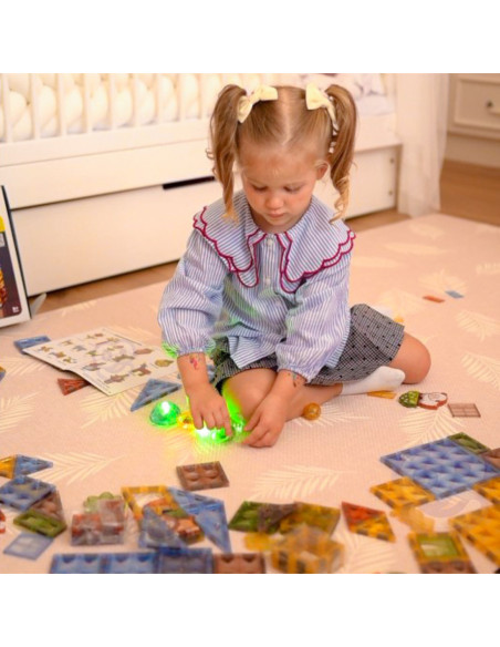 WOOPIE Klocki Magnetyczne Konstrukcyjne Świecące 3D Świat Zwierząt 124el.