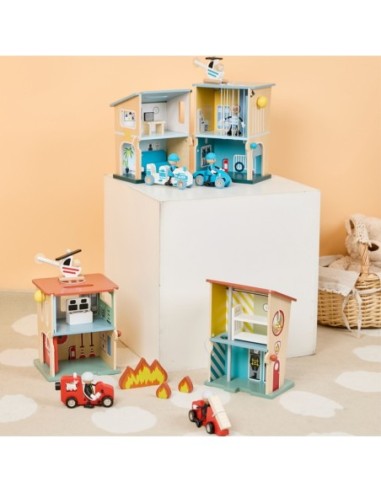 CLASSIC WORLD Posterunek Policji Drewniany Samochód Helikopter FIgurki 12el.