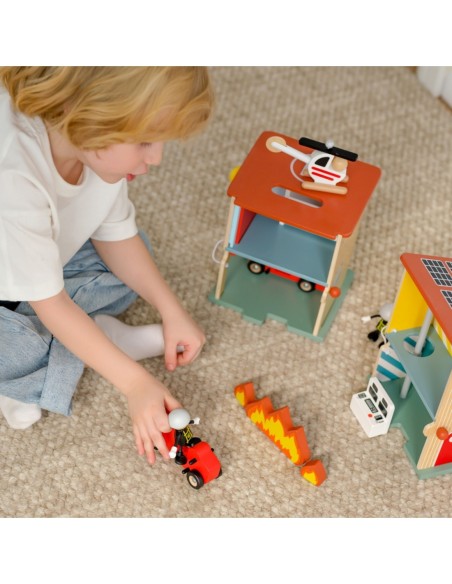 CLASSIC WORLD Remiza Strażacka Drewniana Garaż Auto Helikopter Figurki 13el.
